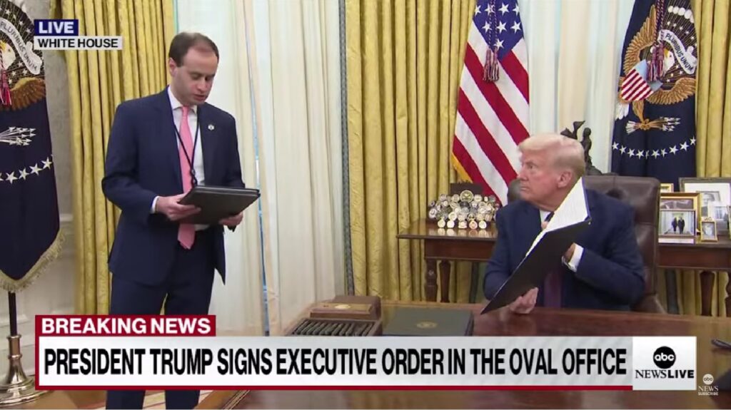 With David Sacks by his side, Donald Trump signed an executive order to establish a crypto-focused task force and ban CBDCs.
Source: ABC News
- The Coinomist