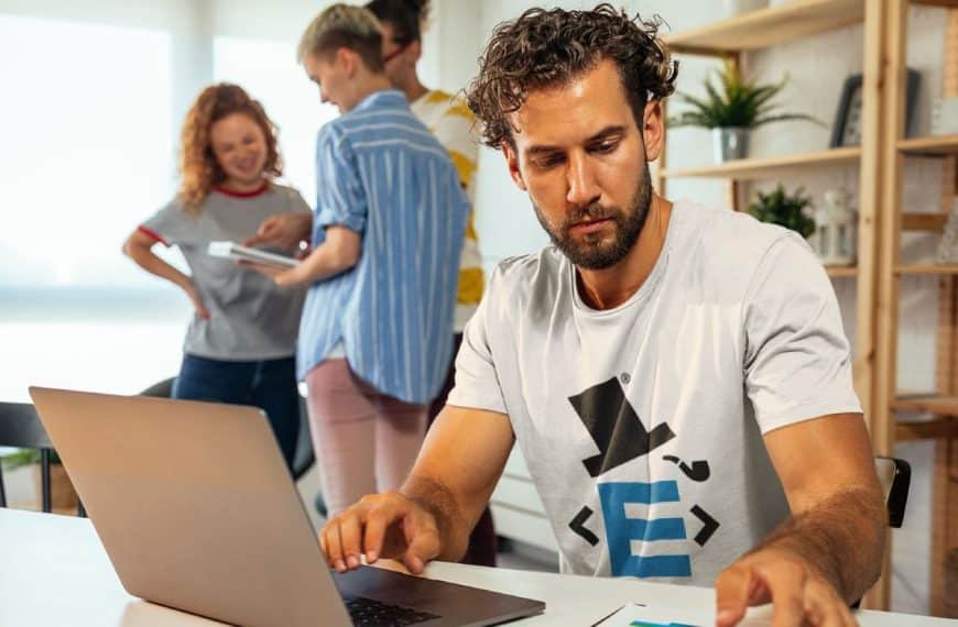 Crypto trading steals time needed for communication with loved ones – The Coinomist
