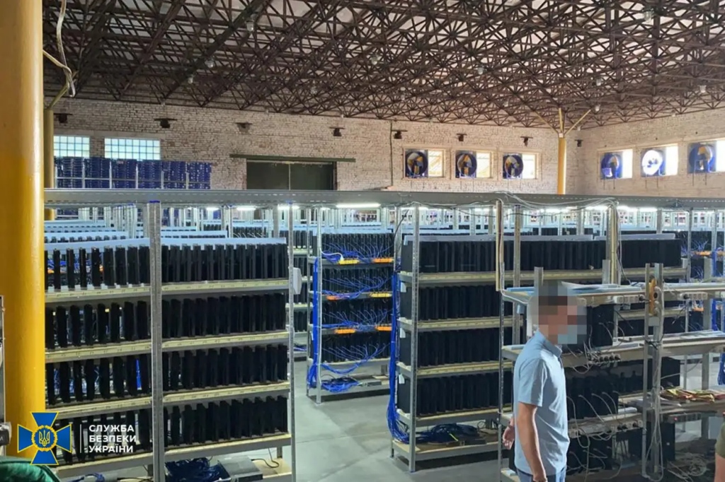 Underground mining farm photo — The Coinomist