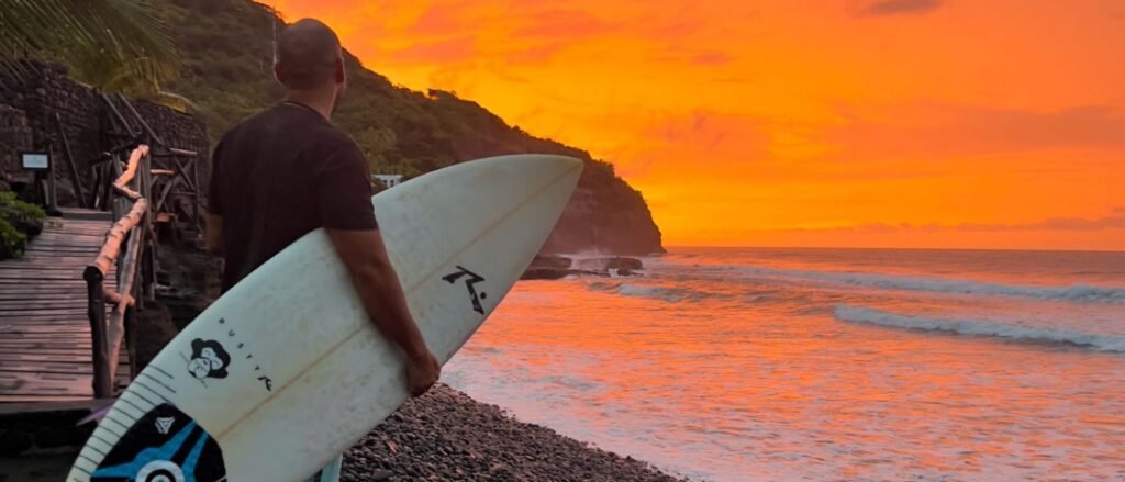A surfer’s paradise, El Zonte, turned crypto haven — The Coinomist