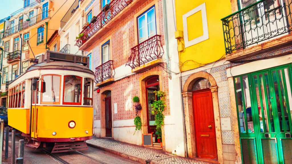 Lisbon’s old quarters draw thousands of tourists each year – The Coinomist