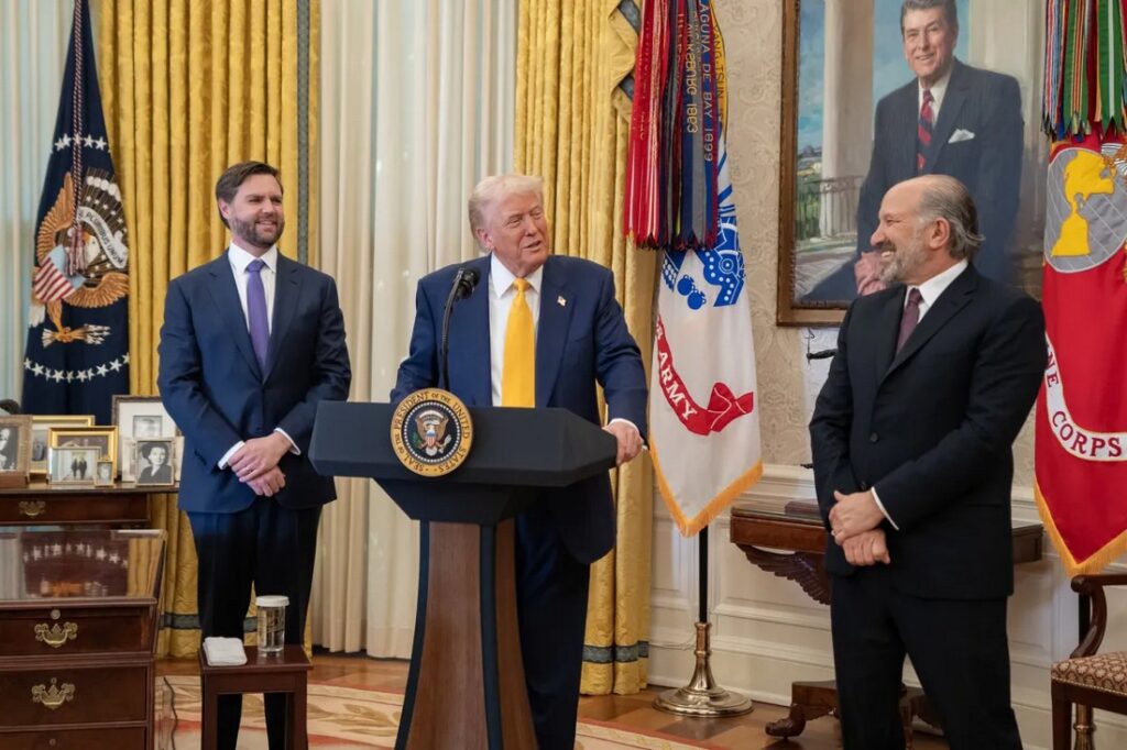 JD Vence, Donald Trump, Howard Lutnick - The Coinomist