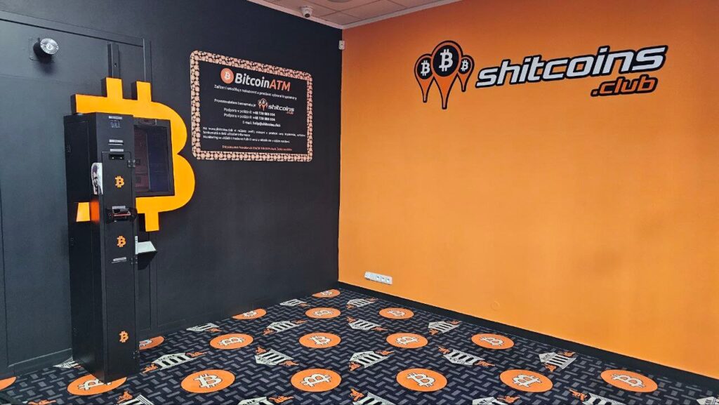 Crypto ATM in one of Prague’s shopping centers – The Coinomist