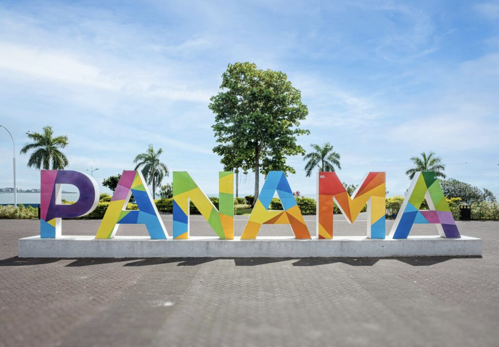 Panama welcomes blockchain startups with open arms – The Coinomist