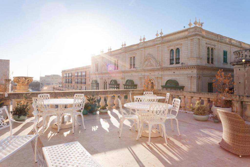Hotel Domus Zamittello accepts cryptocurrency and is popular among affluent travelers – The Coinomist