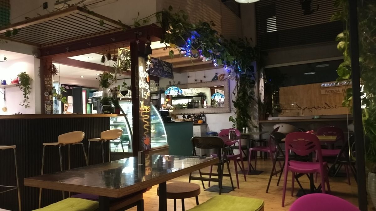 You can pay with crypto at Silver Pot café – The Coinomist